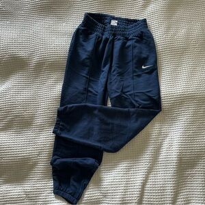Good condition Nike jogger sweatpants size S